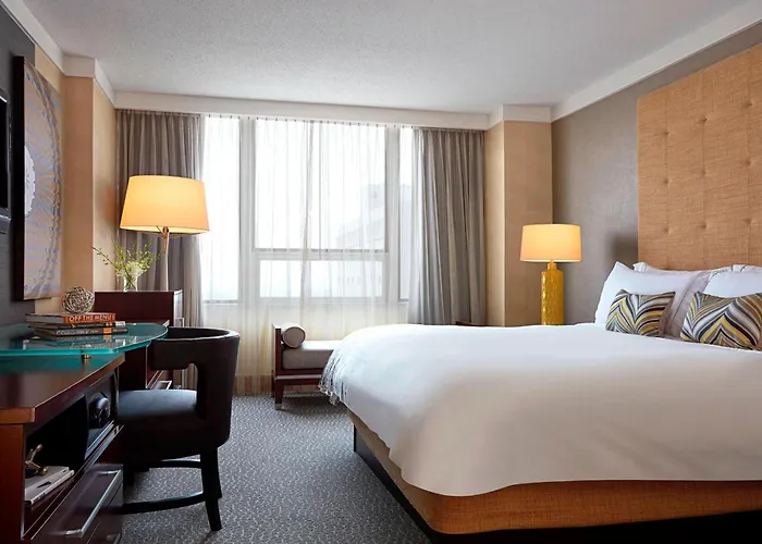 Renaissance Columbus Downtown Hotel