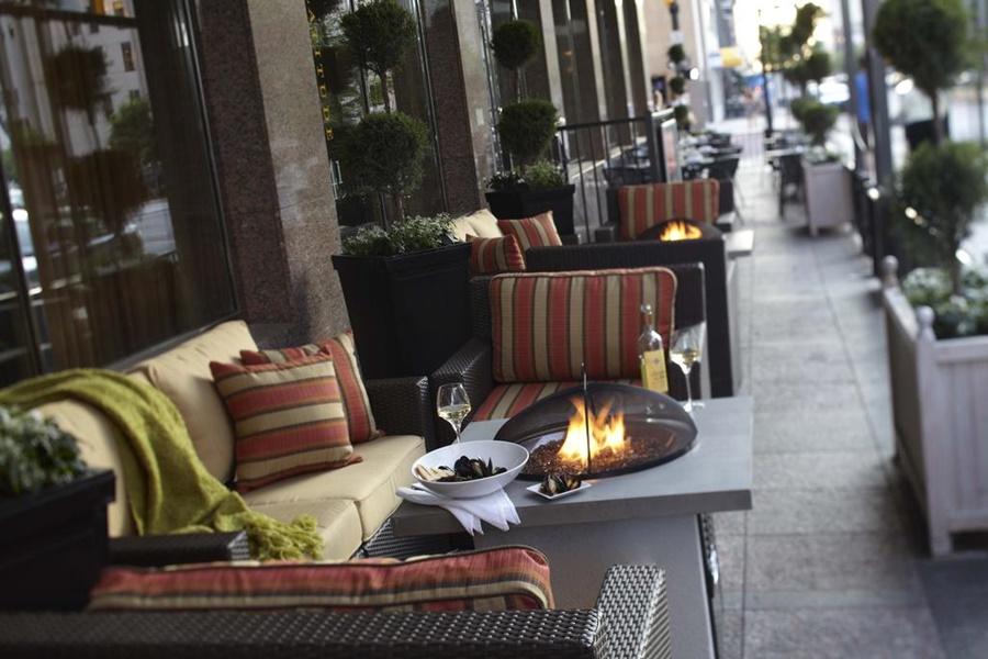 Renaissance Downtown Hotel 4*