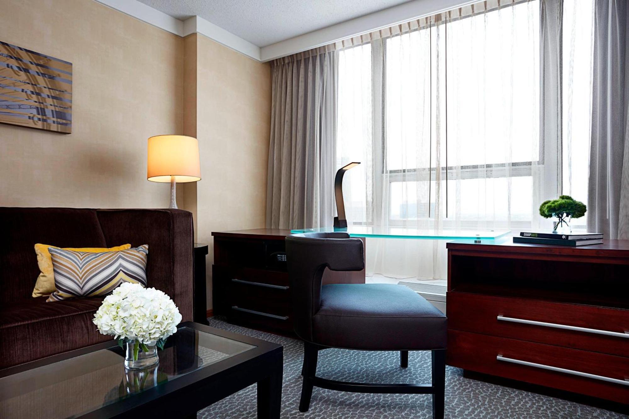 Hotel Renaissance Downtown