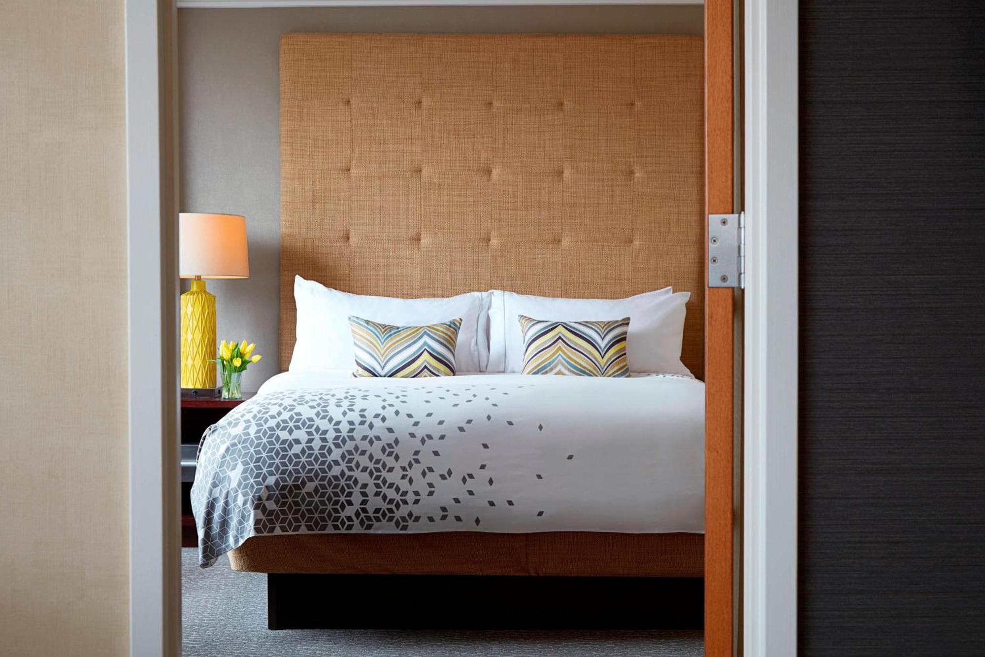 Hotel Renaissance Downtown