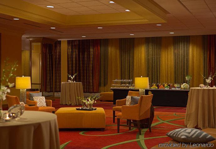 Hotel Renaissance Downtown