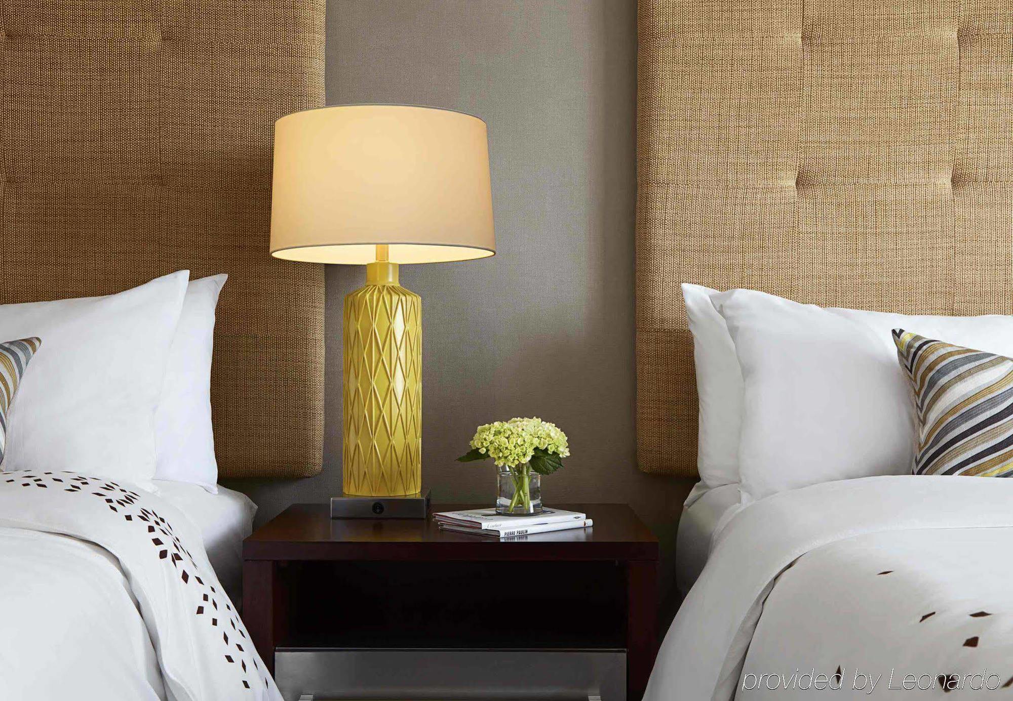 Renaissance Downtown Hotel