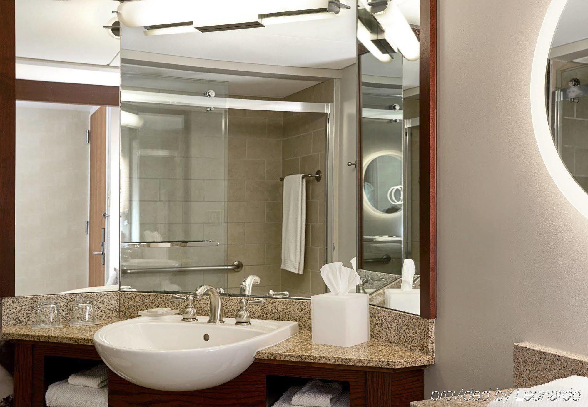 Renaissance Downtown 4* Columbus